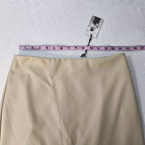 SINCERELY JULES Faux Leather Pencil Skirt Zip Below Knee Beige Sz Large Slit - Picture 5 of 6